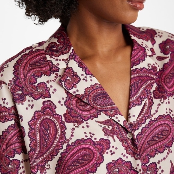 Paisley Short Sleeve Button Up Top - Picture 2 of 7